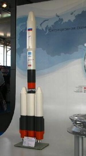 Zrušená raketa Rus-M