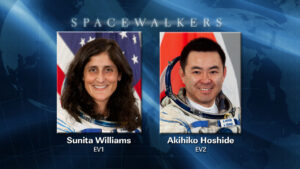 Sunita Willaimsová a Akihiko Hoshide - dva účastníci vesmírné procházky