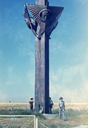 Památník na místě přistání Sojuzu-11