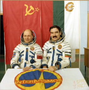 Čtvrtá posádka programu Interkosmos: Ruakvišnikov (vlevo) a Ivanov