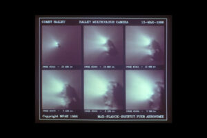 Snímky kometárního jádra z různých vzdáleností během přibližování.