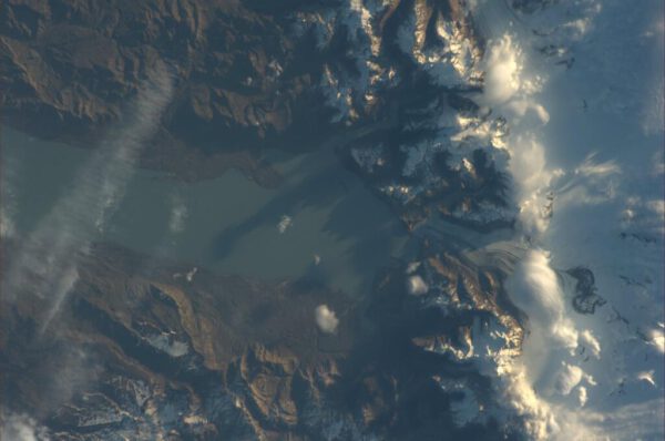 Východ slunce nad patagonskými ledovci