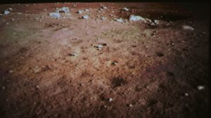 První záběr sondy Chang'e 3 z měsíce