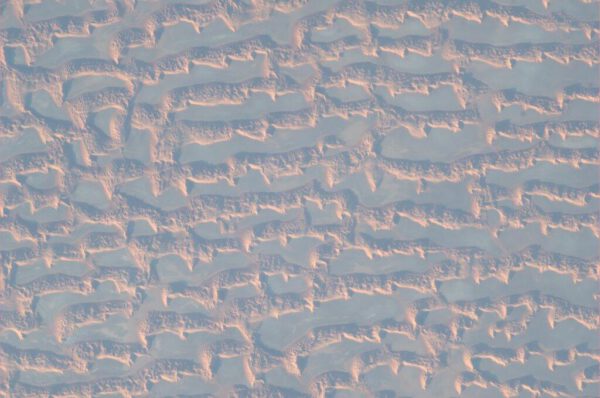 Písečné duny a jejich pravidelné vzory