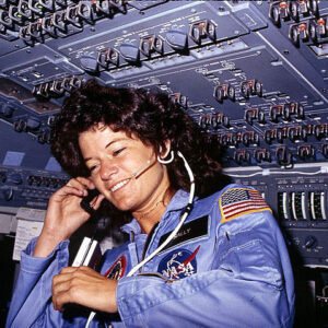 Sally Ride během mise STS-7