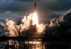 Start raketoplánu Atlantis na misi STS-74