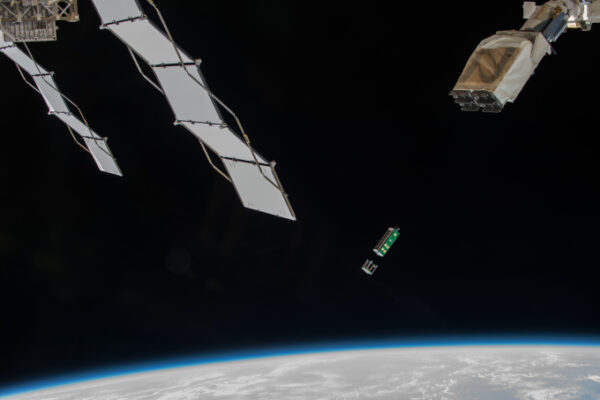 Satelit A3R po vypuštění
