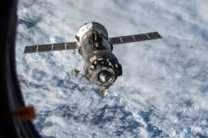 Náš Sojuz odlétající od ISS.