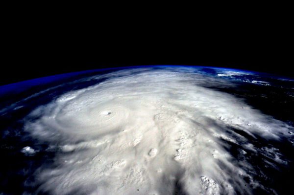 Hurikán Patricia tak, jak jej vyfotografoval Scott Kelly