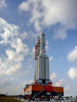 O zkušební vývoz rakety CZ-5 byl mezi lidmi velký zájem