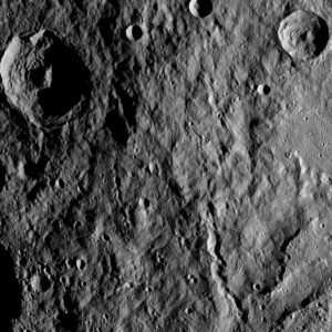 Povrch trpasličí planety Ceres