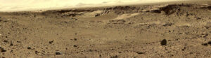 Sol 524 - kamera MastCam nasnímala úžinu Dingo Gap plnou jemného písku. řídící týmy měly obavu, aby zde rover nezapadl.