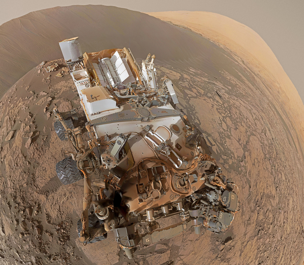 Sol 1197 polární panorama vozítka Curiosity z kamery MastCam34. Foto: NASA/JPLMSSS/James Sorenson