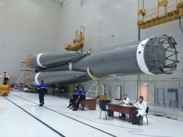 Sojuz 2.1 A První sestavená raketa na kosmodromu Vostočnyj
