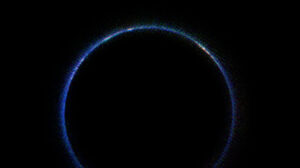 Atmosféra Pluta v infračerveném spektru