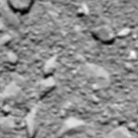 Poslední snímek sondy Rosetta z výšky 21 metrů nad povrchem
