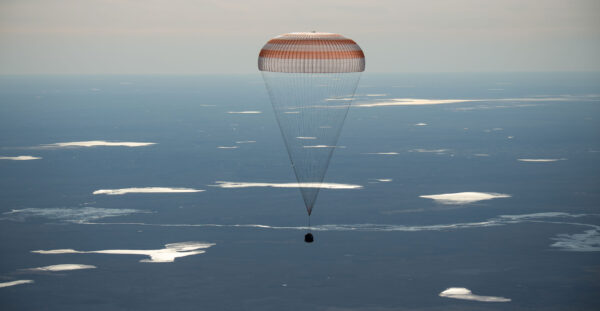Sojuz MS-02 se vrací domů.