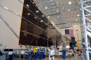 Zkouška rozvinutí solárního panelu družice BulgariaSat-1