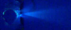 Snímek ze zážehu plasmové trysky.