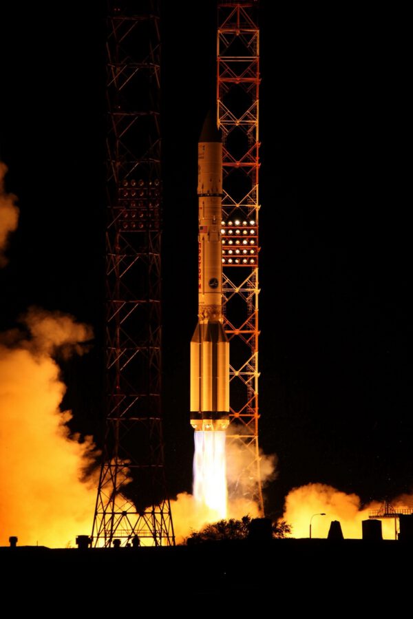 Proton startuje s družicí AsiaSat-9