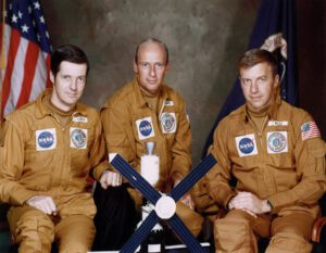 Zachránci Skylabu (zleva: Kerwin, Conrad, Weitz)