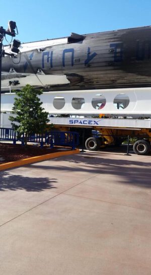 Transportér OTS nyní patří SpaceX.