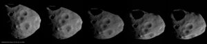 Sekvence snímků ukazující povrch měsíce Phobos