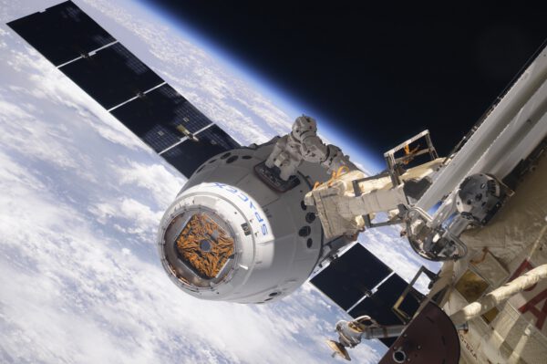 Dragon CRS-14 u ISS
