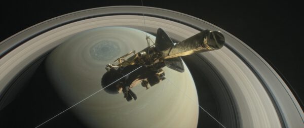 Sonda Cassini nad Saturnem