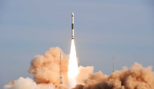Start rakety Kuaičou-1A s družicí CentiSpace-1-S1 