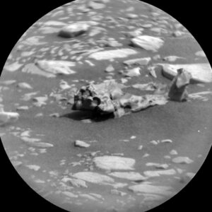 Zřejmě železitý meteorit na povrchu Marsu