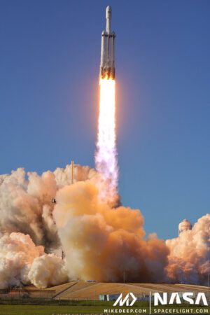 Falcon Heavy - Arabsat 6A - Michael Deep