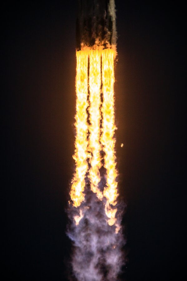 Falcon Heavy - Arabsat 6A - Trevor Mahlmann