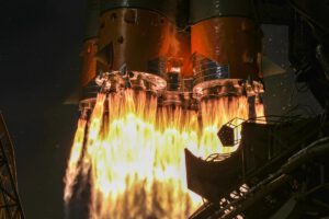 Start Sojuzu 2-1A s lodi Progress MS-11