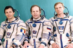 Posádka mise Antares-92 (zleva: Toginini, Solovjov, Avdějev)