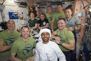 Devítičlenná posádka ISS