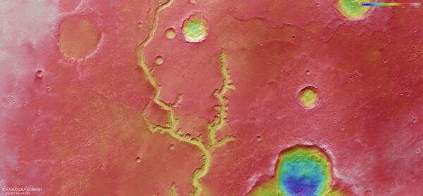 Topografická mapa oblasti Nirgal Vallis