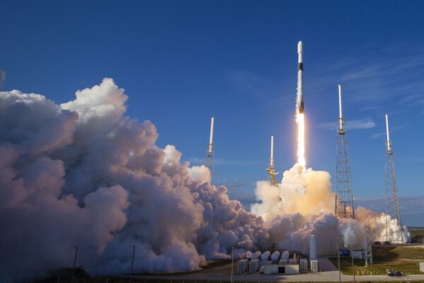 Start Falconu 9 s další várkou družic Starlink