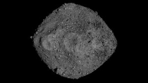 Sonda OSIRIS-REx ukázala, že povrch planetky Bennu je posetý většími či menšími balvany.