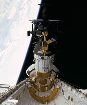 Vypuštění sondy Galileo z nákladového prostoru raketoplánu Atlantis.