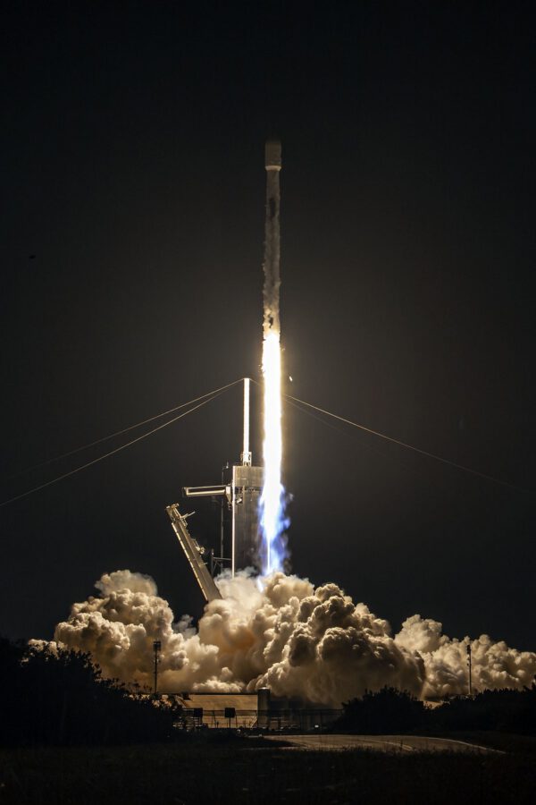 Falcon 9 vynáší teleskop IXPE