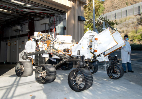 Testovací dvojče Perseverance v JPL (OPTIMISM). Zdroj: NASA/JPL