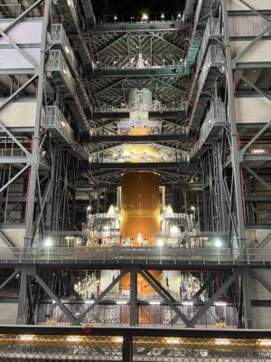 SLS a Orion v hale VAB