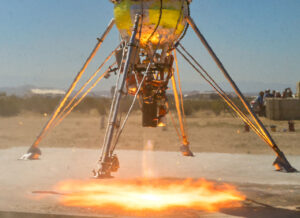 Testování přistávacího motoru landeru společnosti Masten