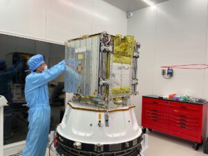 Příprava družice StrinX-1