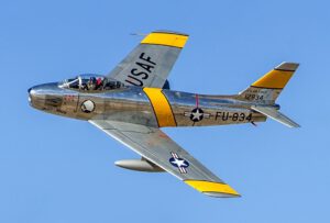 North American F-86 Sabre. Na stejném typu letounu létal i Jim.