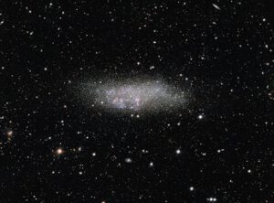Galaxie Wolf-Lundmark-Melotte na obrázku z VLT v Chile.