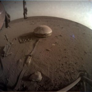 Poslední snímek, který z Marsu poslal lander InSight