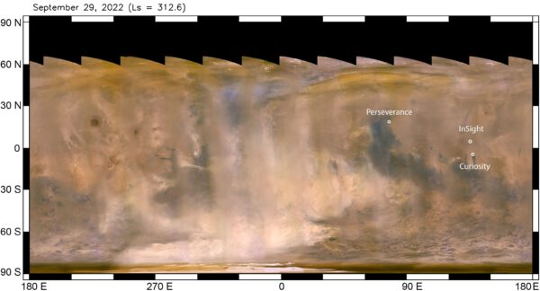 Na mapě z 29. 9. 2022 je vidět velká prachová bouře na jižní polokouli Marsu. Částice prachu se poté dostaly i do míst přistání Perseverance a InSight. Zdroj: https://photojournal.jpl.nasa.gov