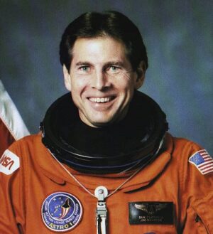Samuel T. Durrance, astronaut a jeden z objevitelů hnědých trpaslíků.